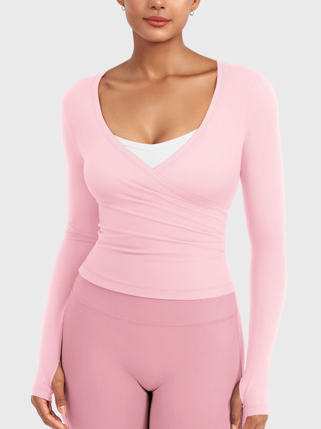 Yeoreo Minniy V Neck Long Sleeve Top