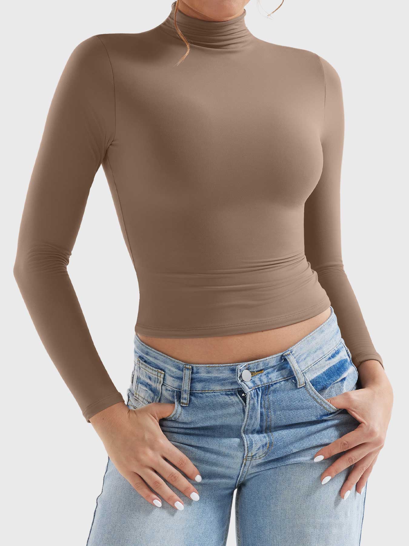 Camisas de manga larga con cuello alto y estampado de sariah de Yeoreo 