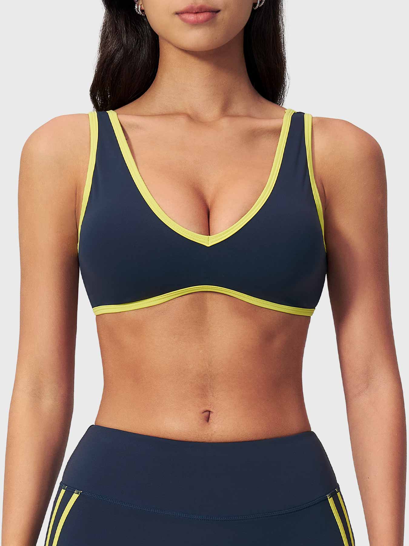 Yeoreo Actor Color Block Sports Bra