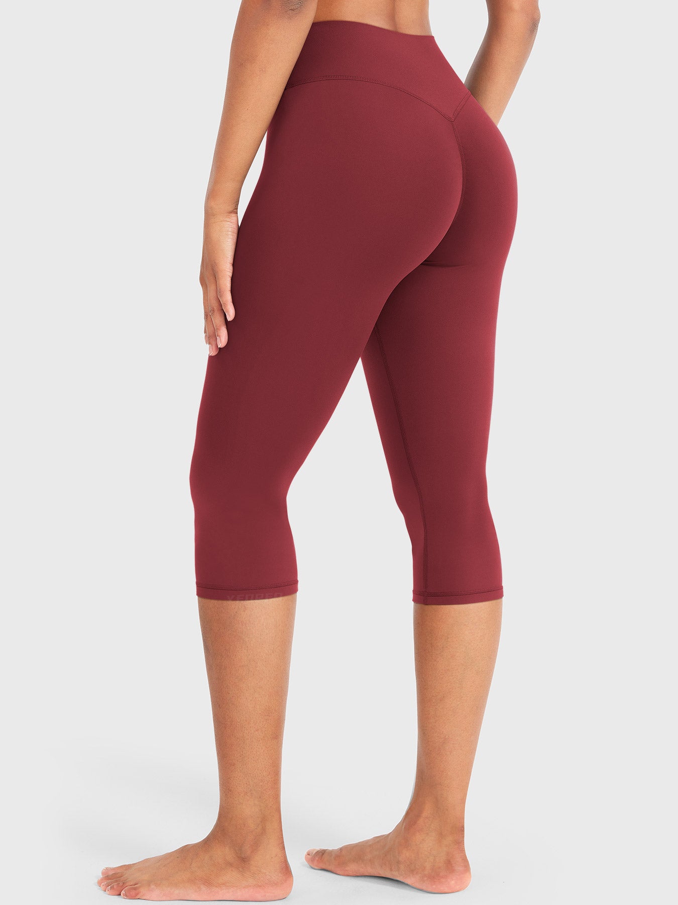 Yeoreo Nailly 17" Capri Leggings