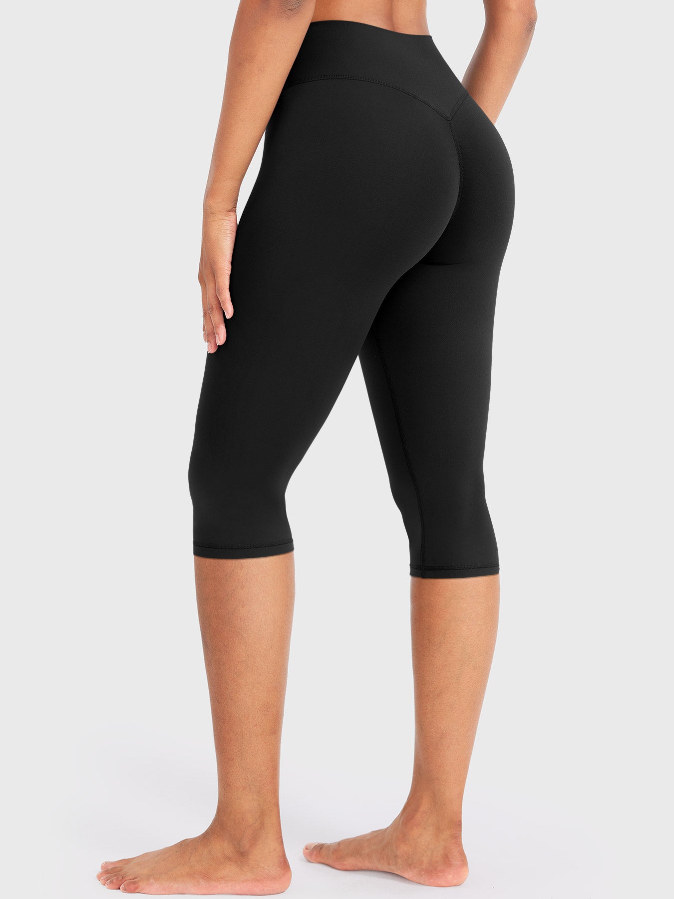 Yeoreo Nailly 15" Capri Leggings