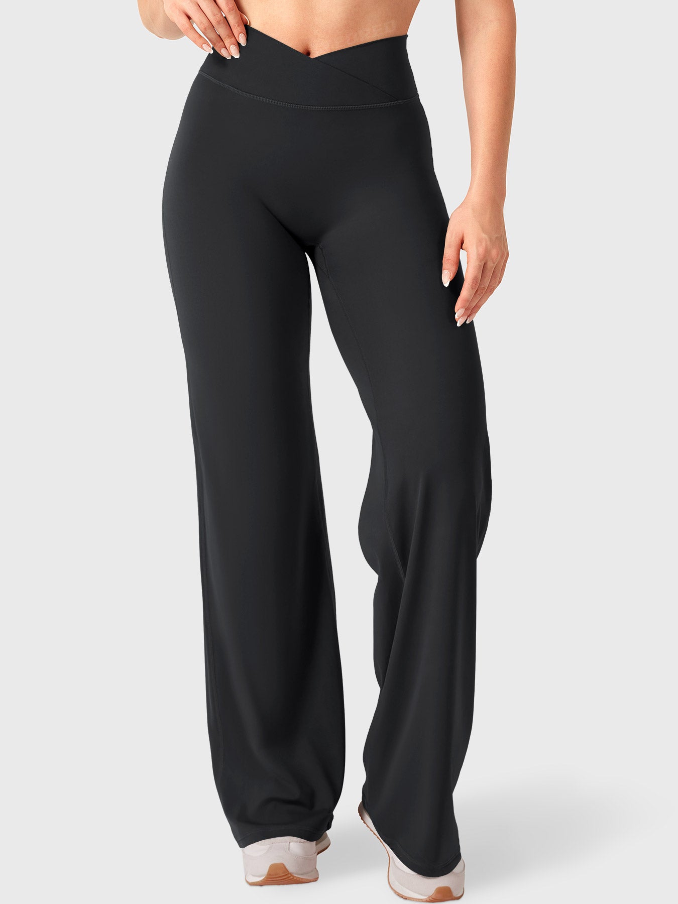 Yeoreo Eddiy 31.5" V-waistband Straight Leggings