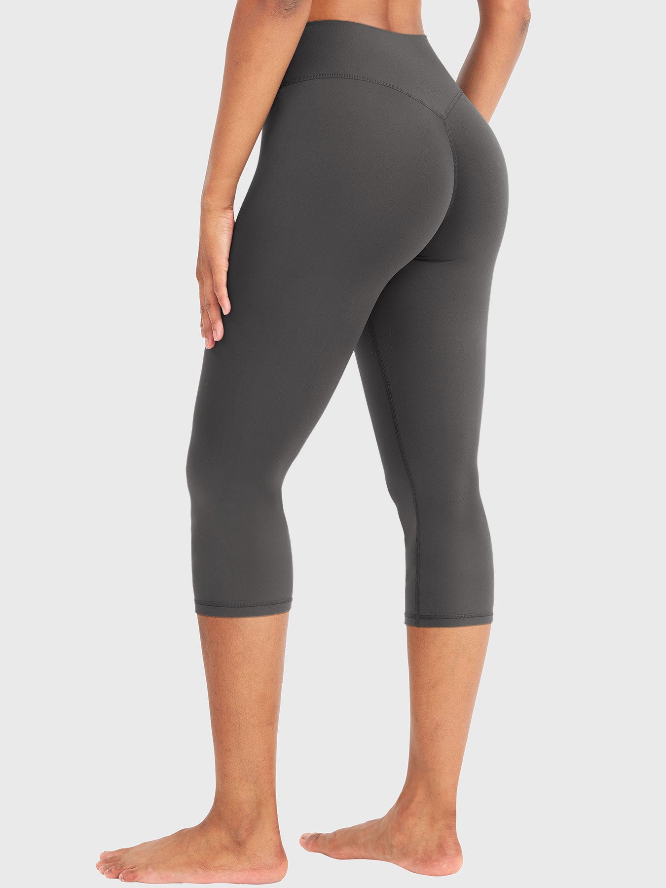 Yeoreo Nailly 19" Capri Leggings