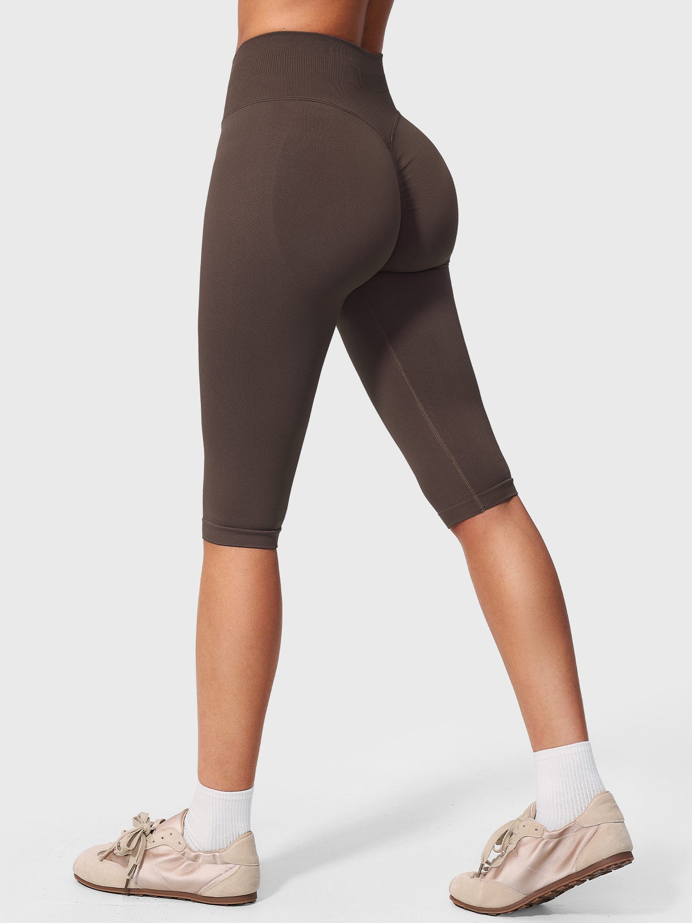 Yeoreo Wassa Seamless Capri Leggings