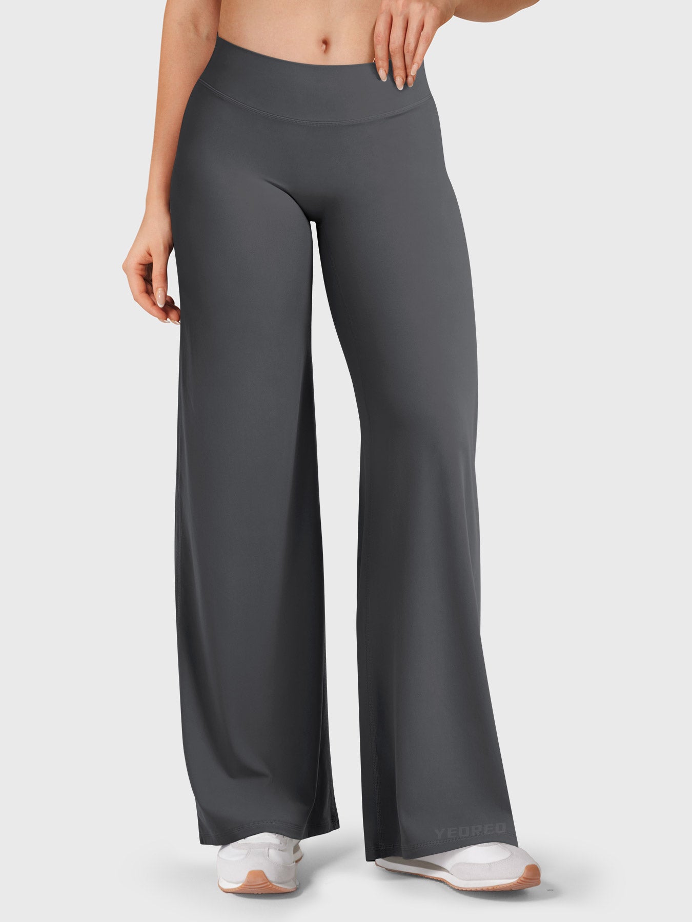 Yeoreo Xevia 31.5" Low Rise Straight Leggings