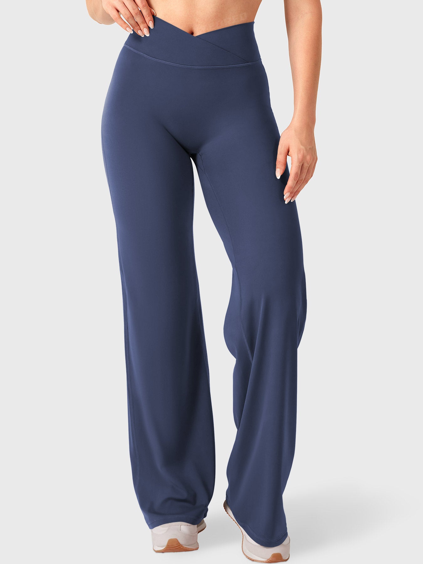 Yeoreo Eddiy 31.5" V-waistband Straight Leggings