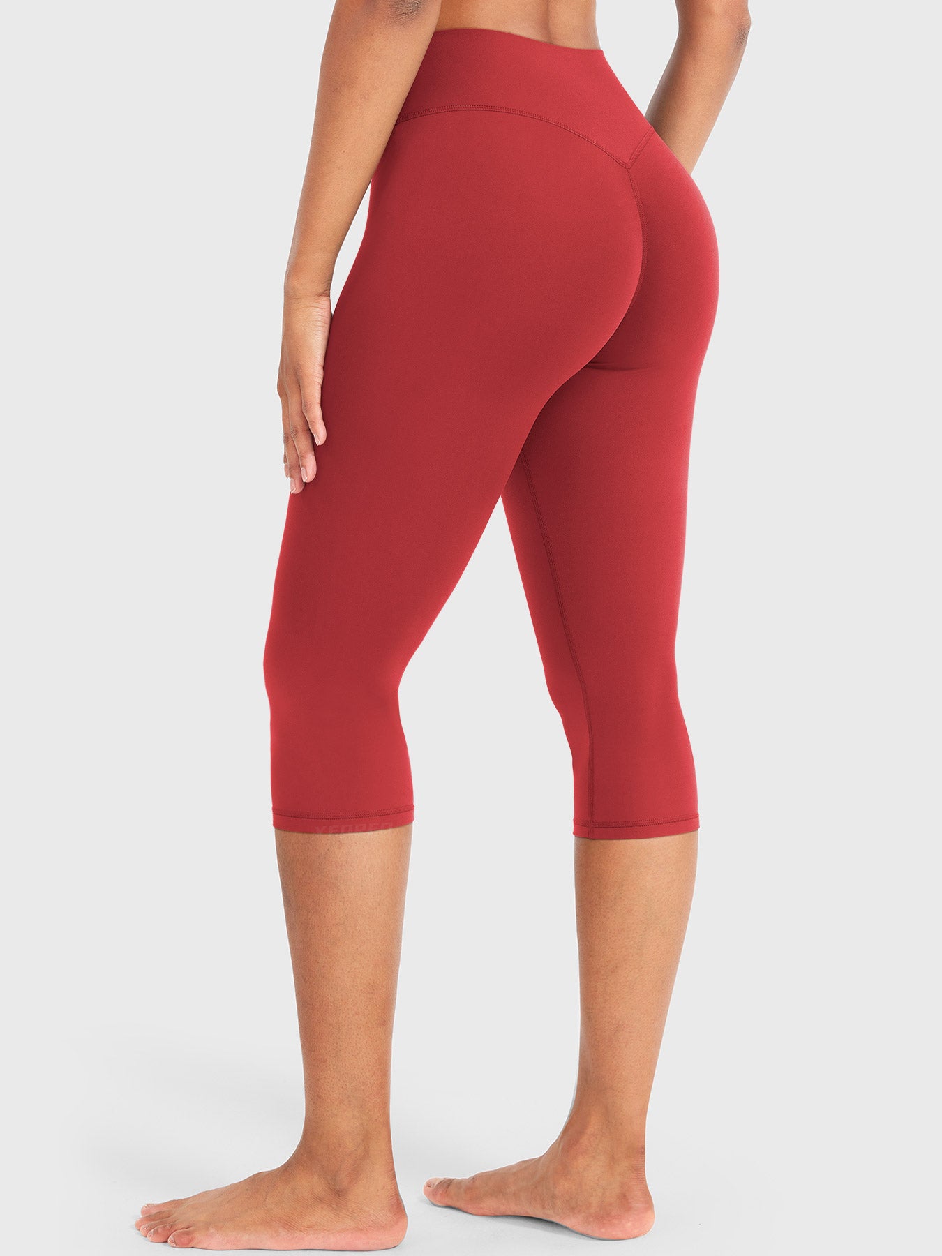 Yeoreo Nailly Capri Leggings