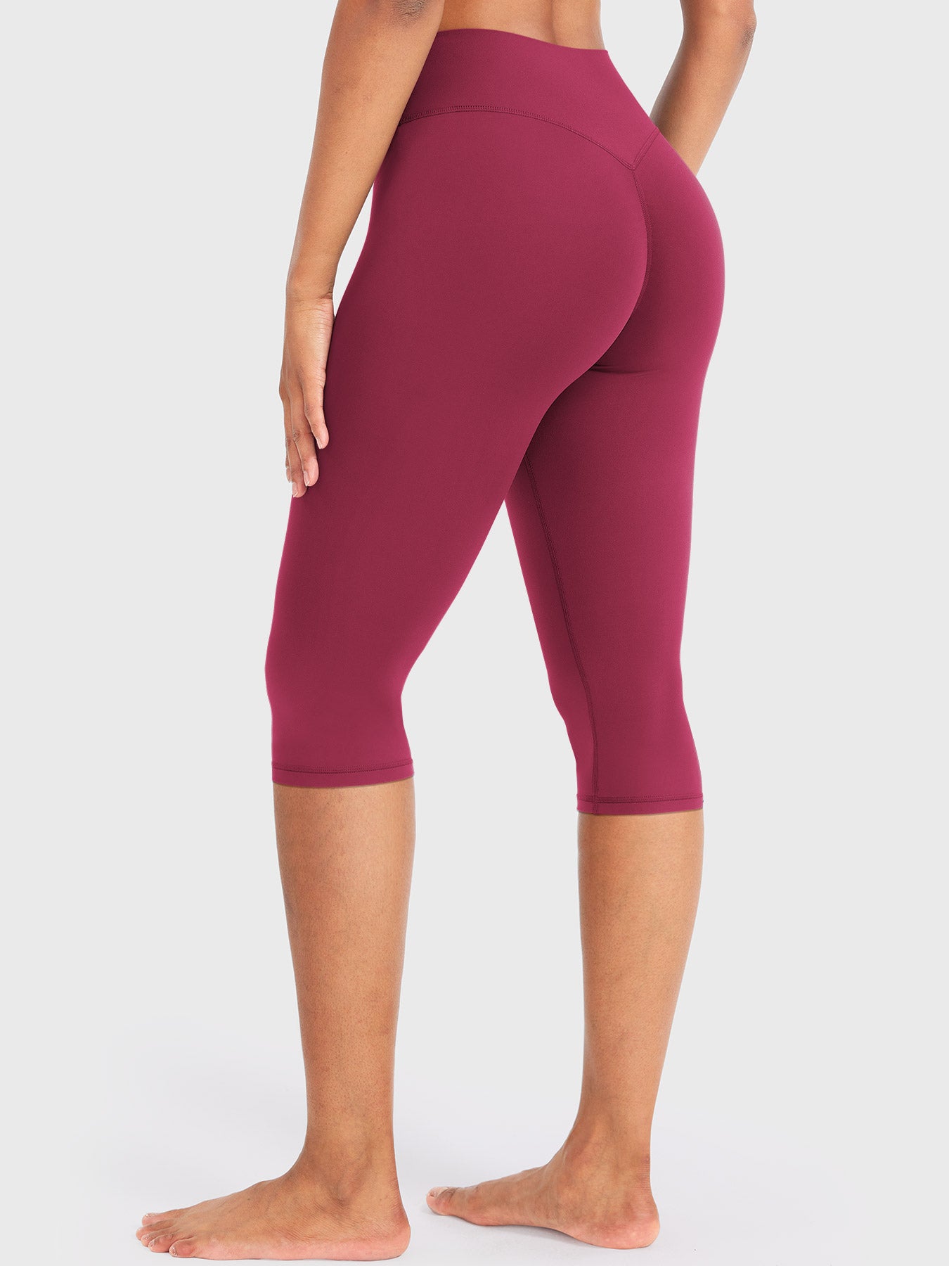 Yeoreo Nailly 15" Capri Leggings