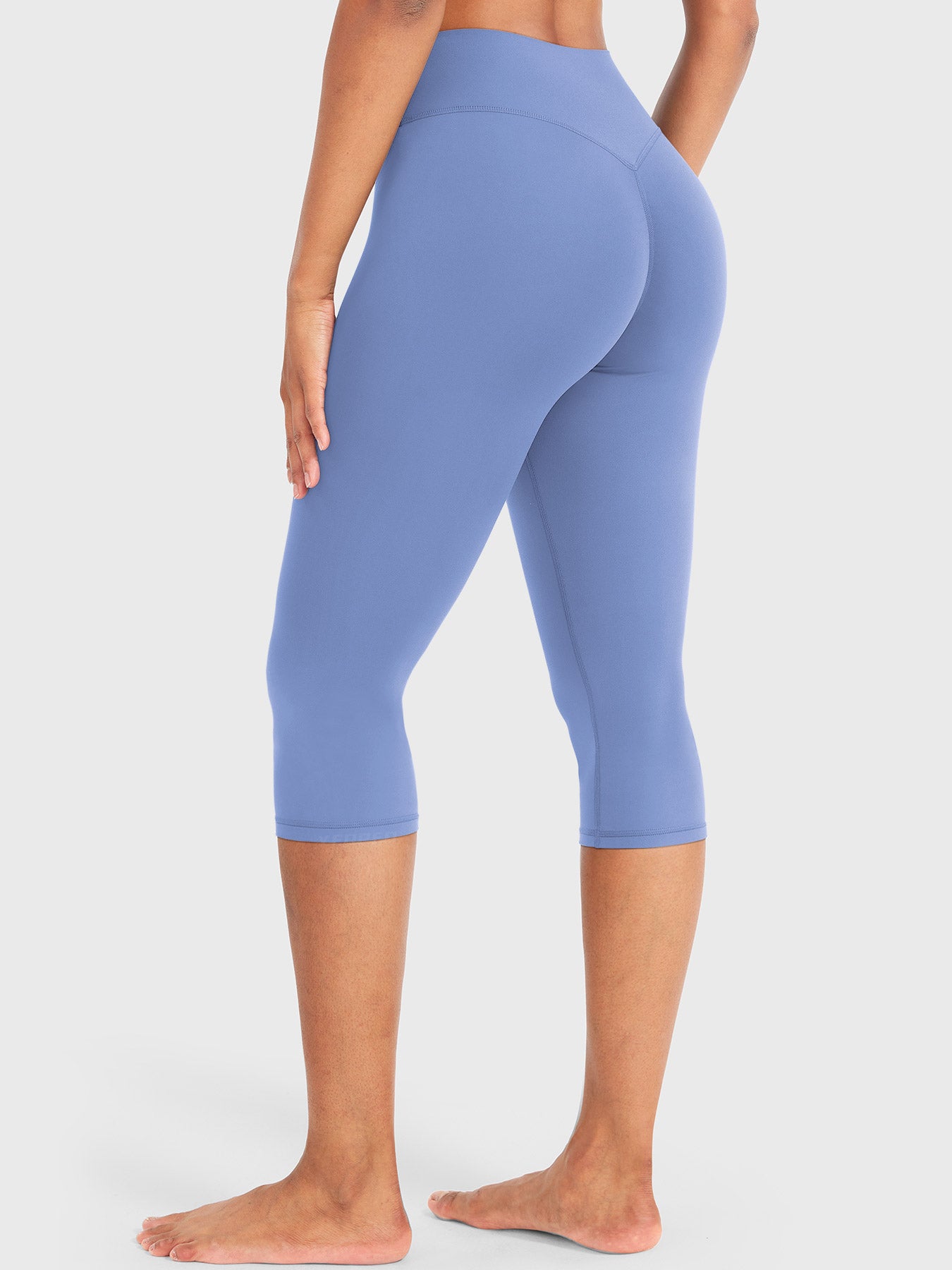 Yeoreo Nailly Capri Leggings