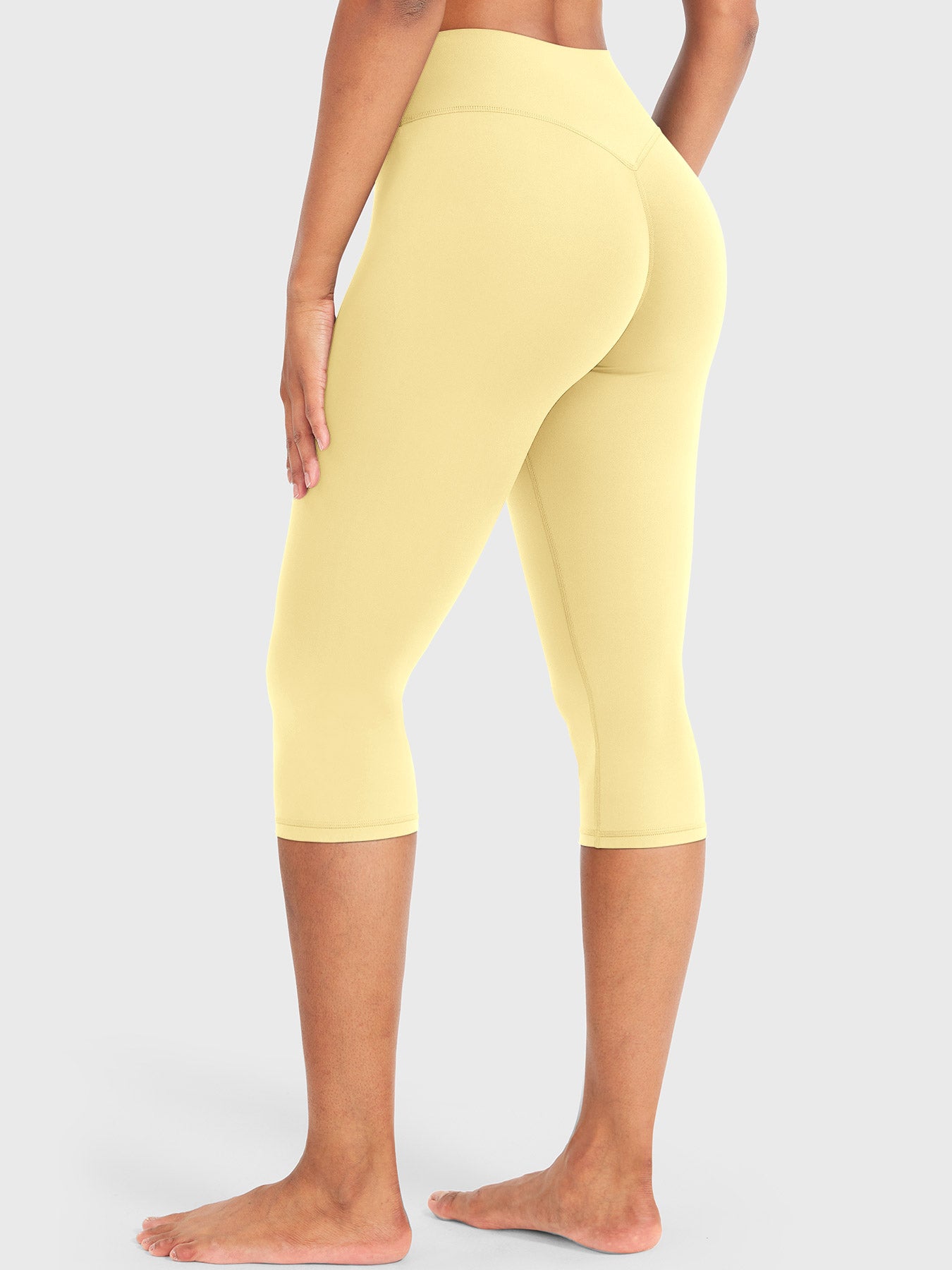 Yeoreo Nailly 17" Capri Leggings