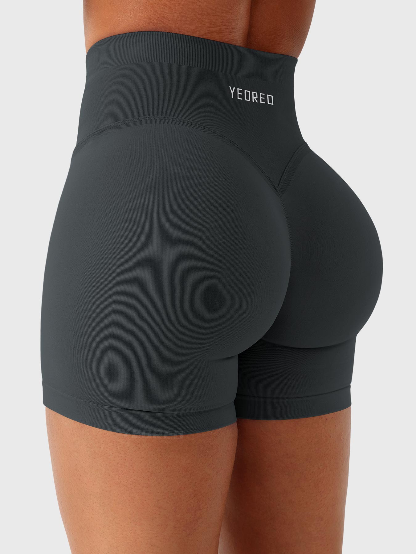 Yeoreo Christiy High-Waisted Shorts