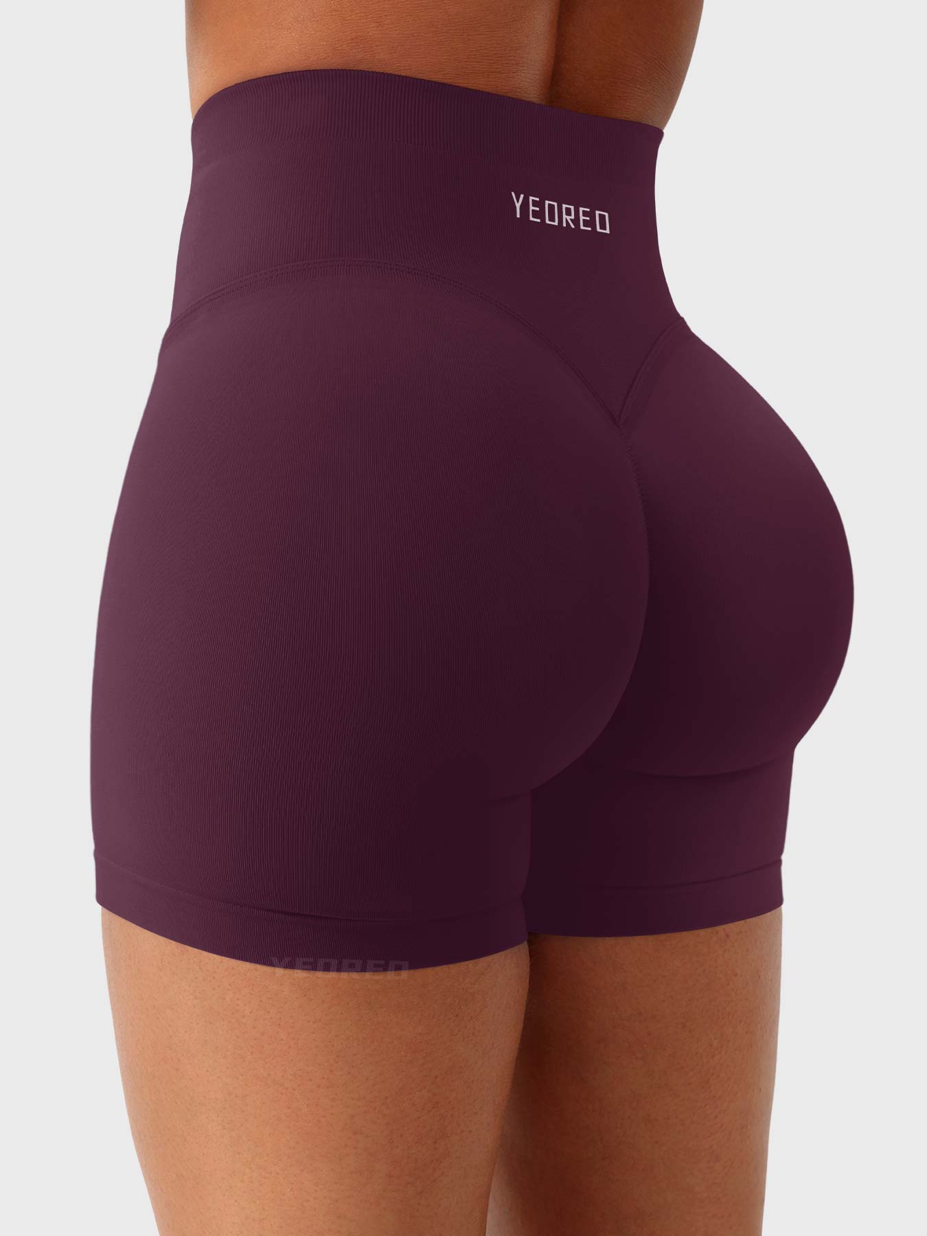 Yeoreo Christiy High-Waisted Shorts