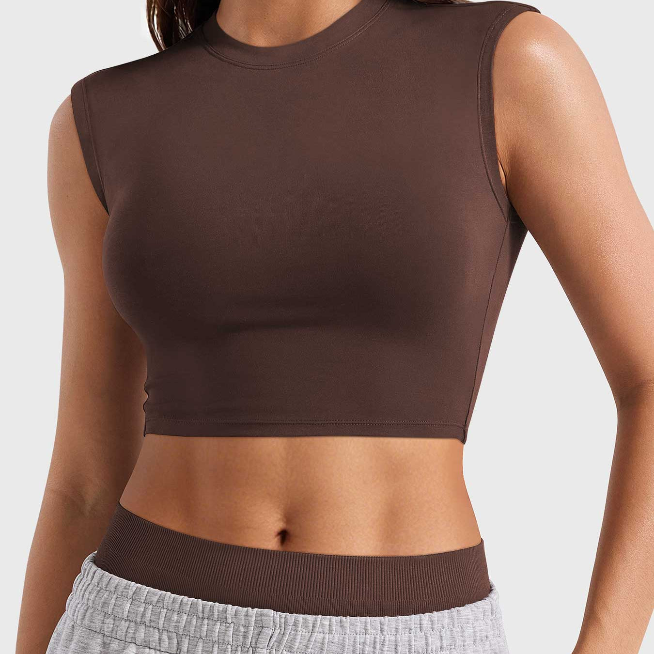 Yeoreo Salern Sleeveless Crop Tank Top